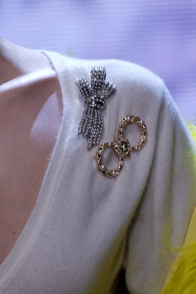 Look 13